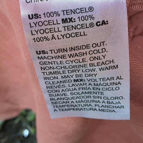 Chico's Rich Mauve Blouse - Picture 7 of 7